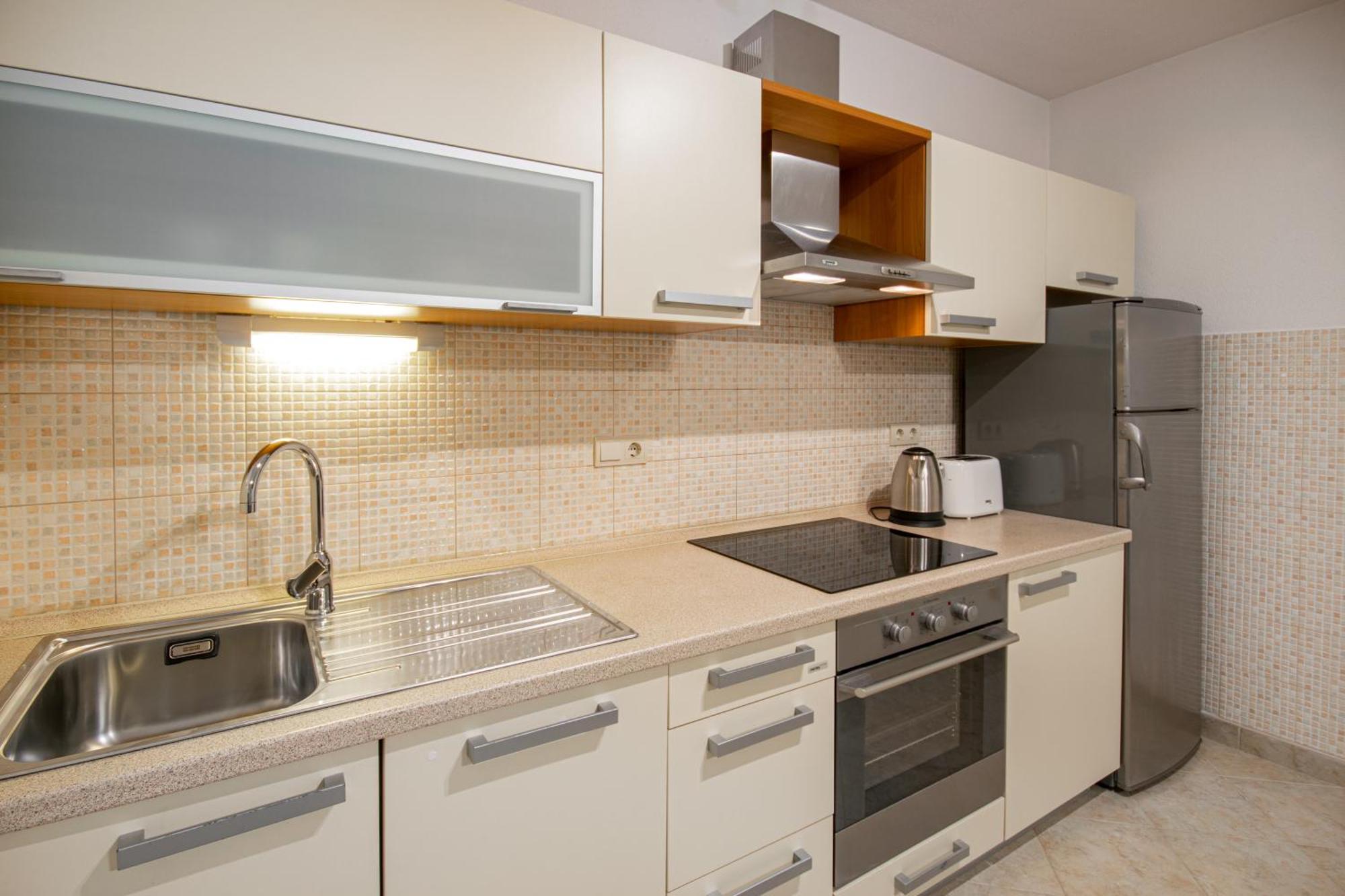 Apartments Klement Brela Dış mekan fotoğraf